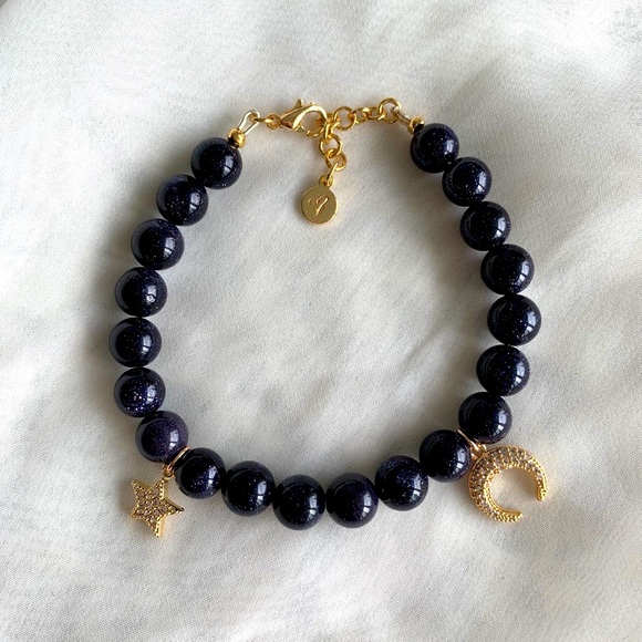 Blue Sandstone Gemstone Charm Bracelet - Picture 5 of 7